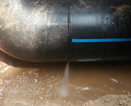 雨花台楼顶渗水维修公司为大家分享下雨花台卫生间漏水维修修补技术!